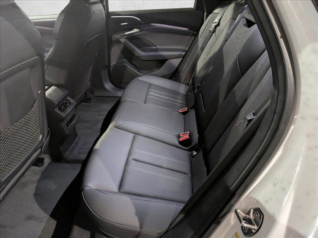 New 2025 Audi A6 e-tron Premium Plus image 17