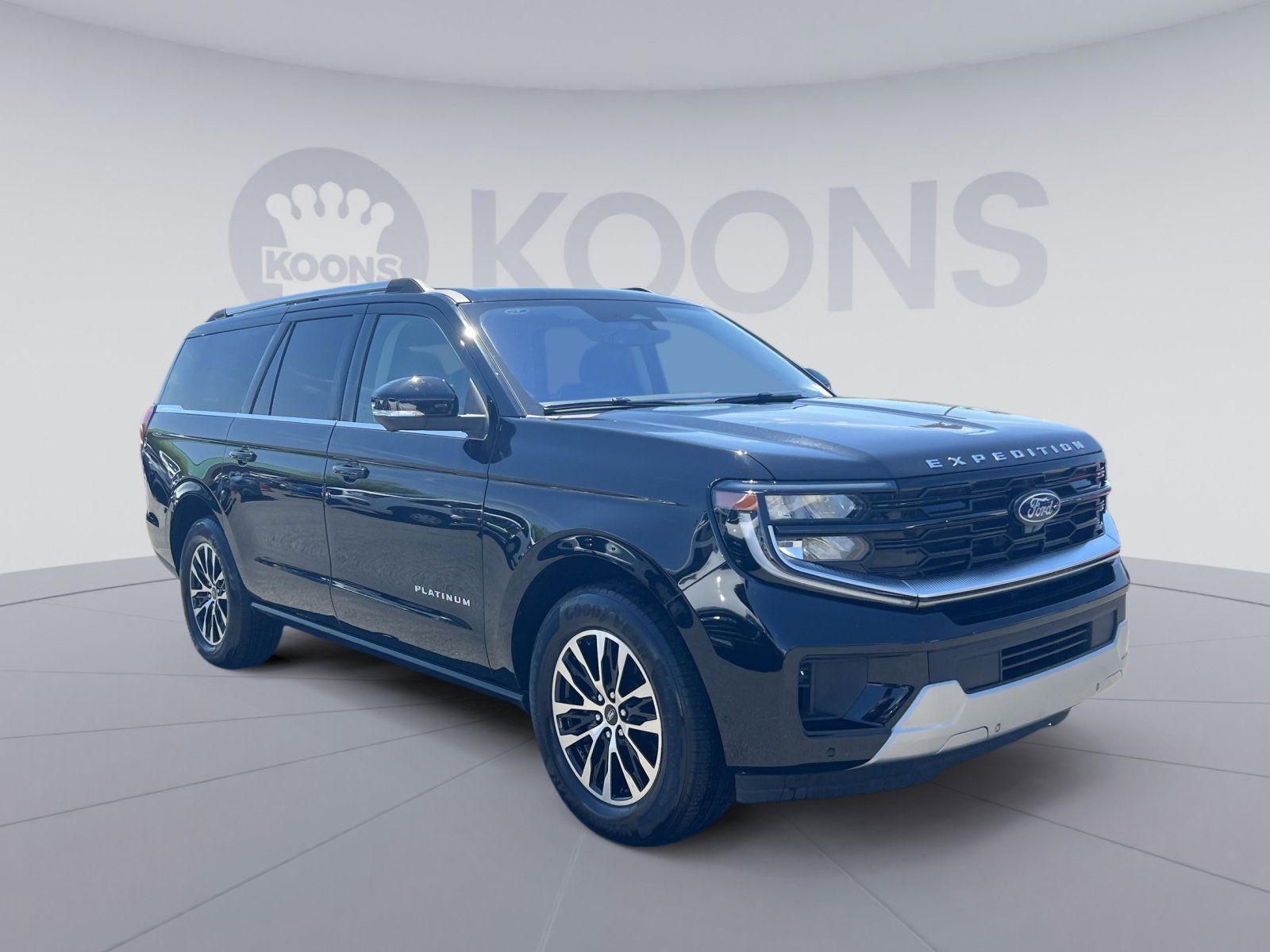Used 2025 Ford Expedition Max Platinum AWD/4WD image 18