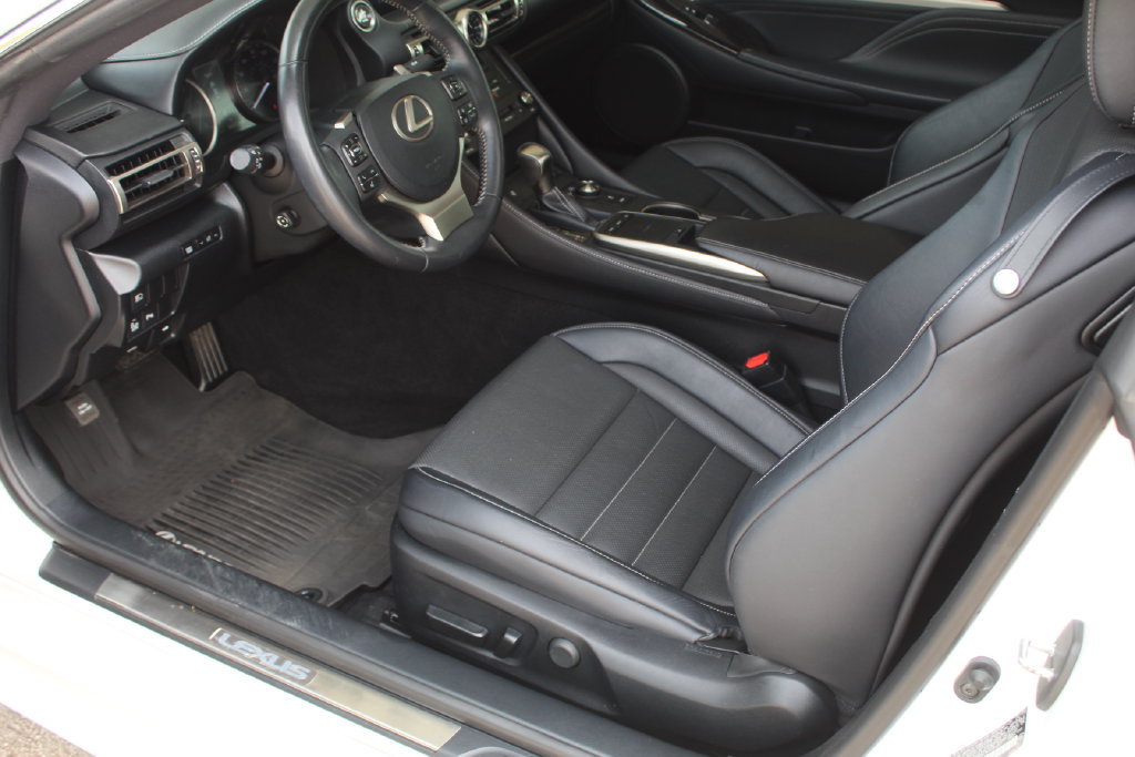 Used 2019 Lexus RC 350 w/ Premium Package RWD image 27