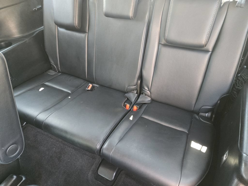 Used 2017 Toyota Highlander XLE FWD image 31