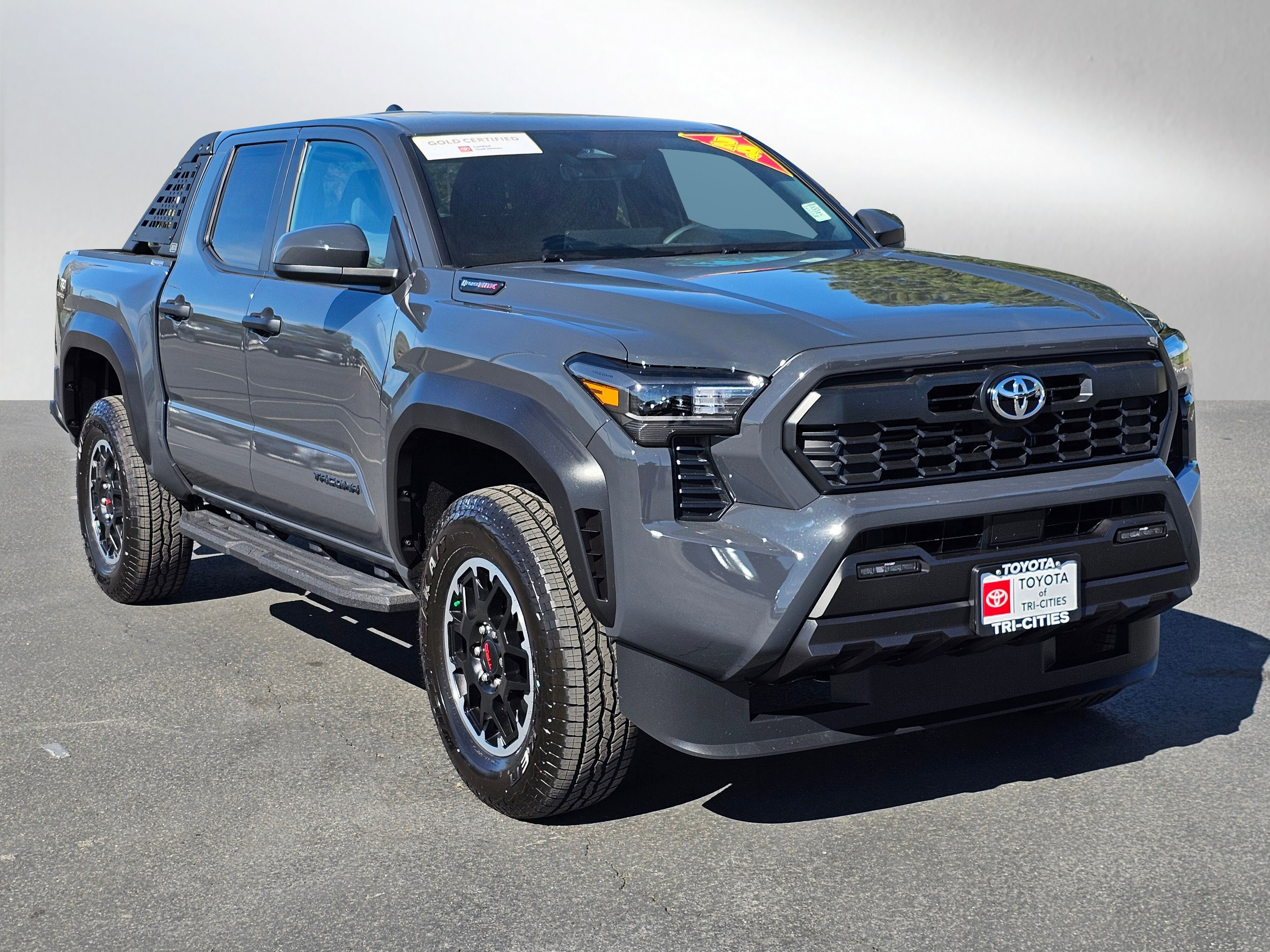 Used 2024 Toyota Tacoma TRD Off-Road AWD/4WD image 37