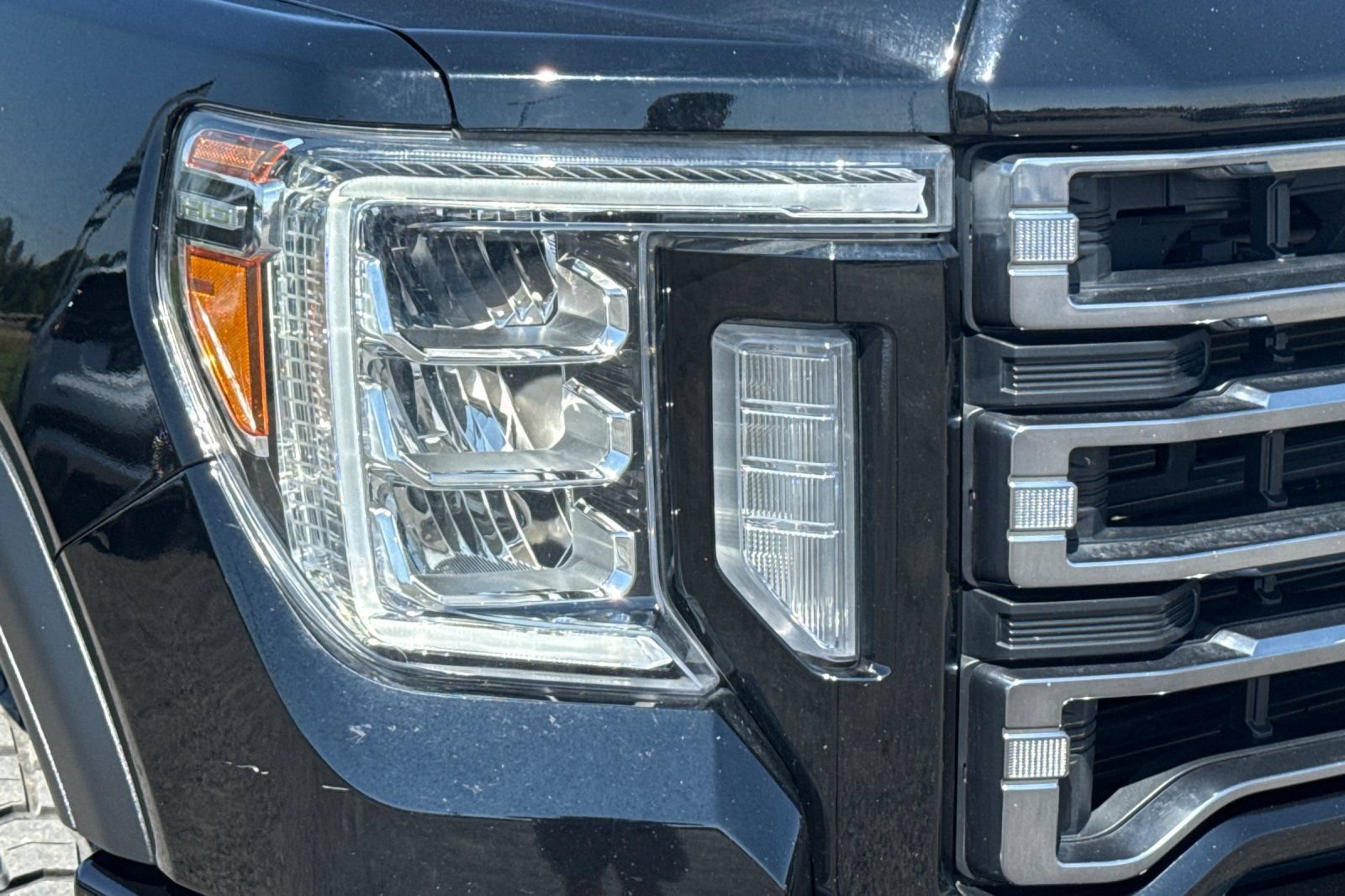 Used 2023 GMC Sierra 2500 AT4 w/ AT4 Preferred Package AWD/4WD image 45