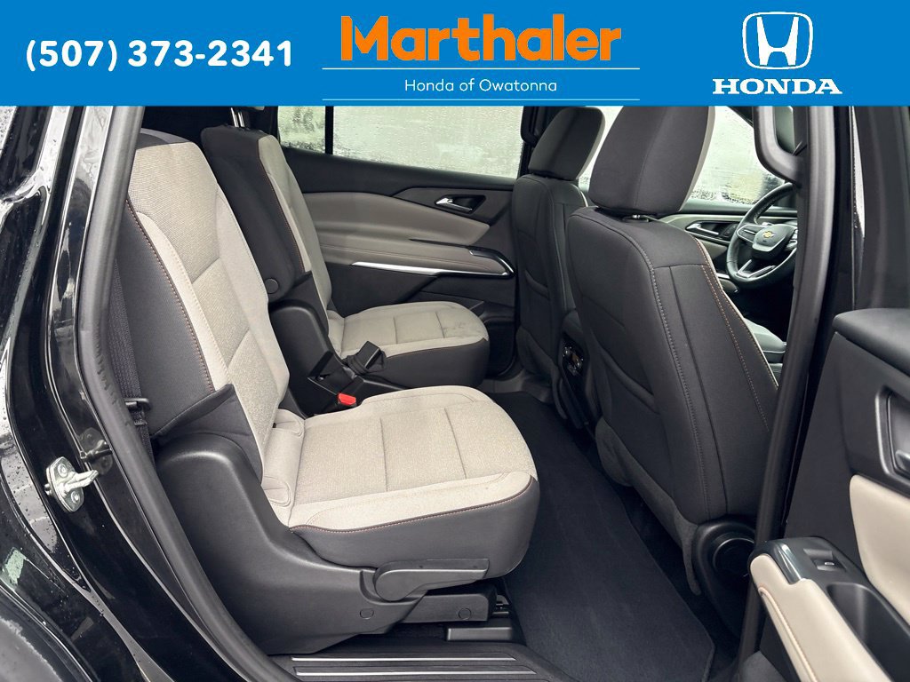 Used 2026 Chevrolet Traverse LT w/ Driver Confidence Package AWD/4WD image 17