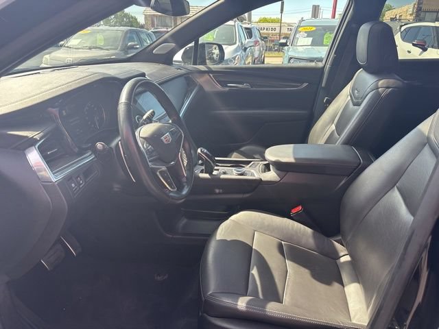 Used 2021 Cadillac XT5 Sportv w/ LPO, Floor Liner Package AWD/4WD image 16