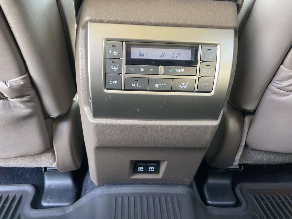 Used 2020 Lexus GX 460 Premium w/ Premium Package AWD/4WD image 23