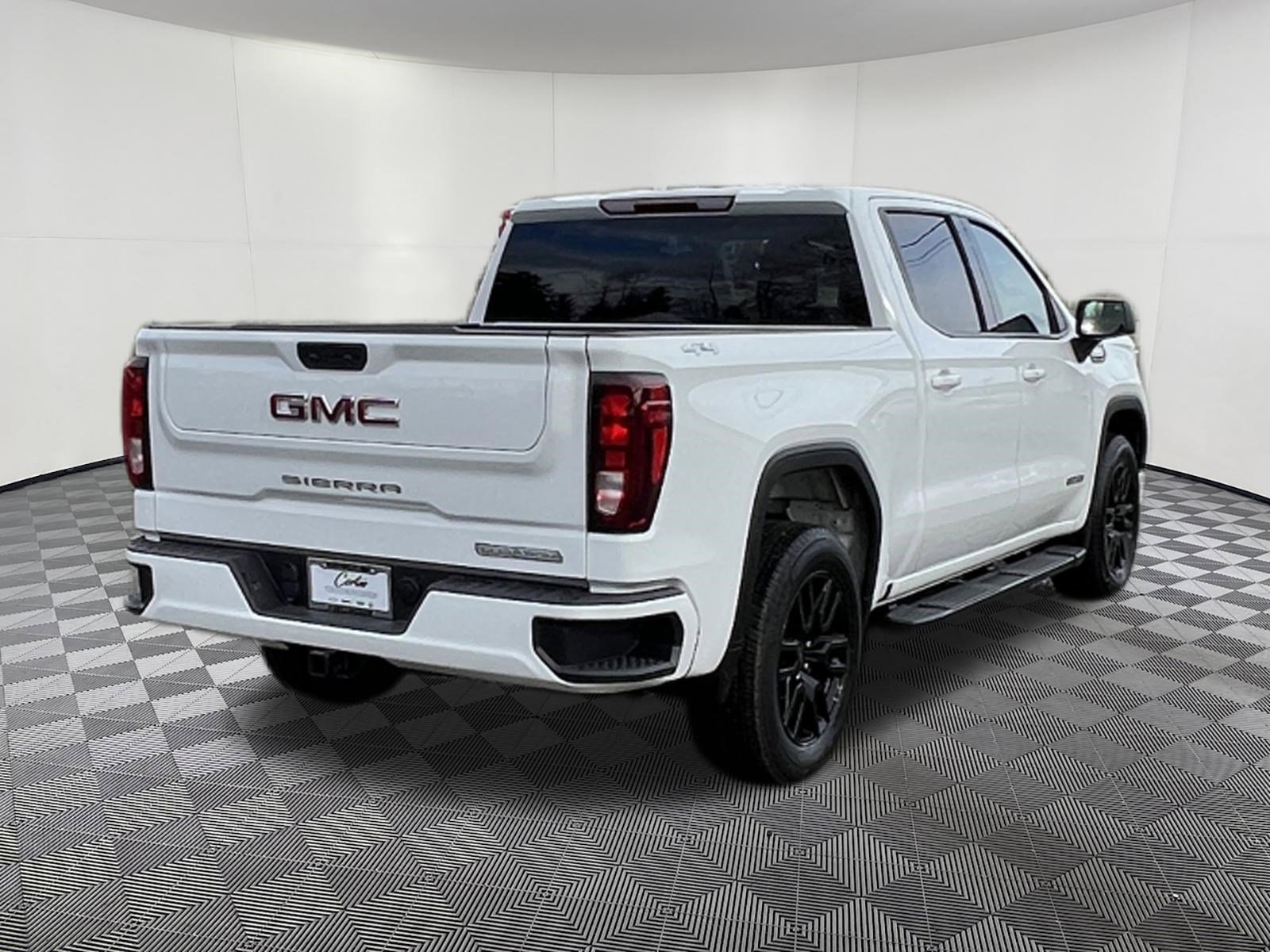 Used 2025 GMC Sierra 1500 Elevation image 6
