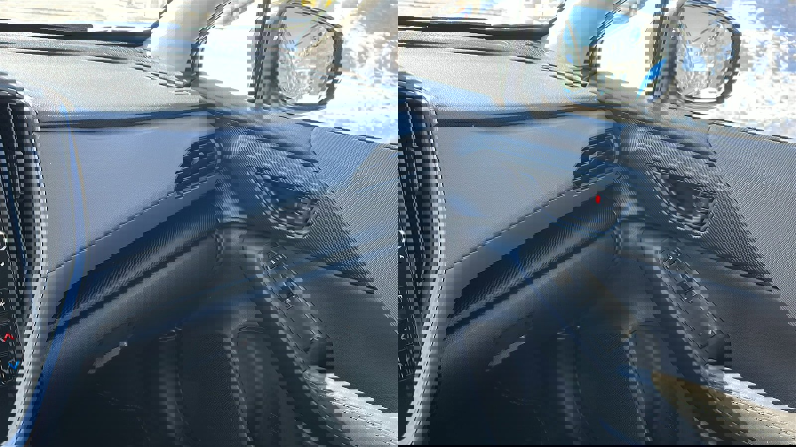 Certified 2025 Subaru Crosstrek 2.0i Premium image 20