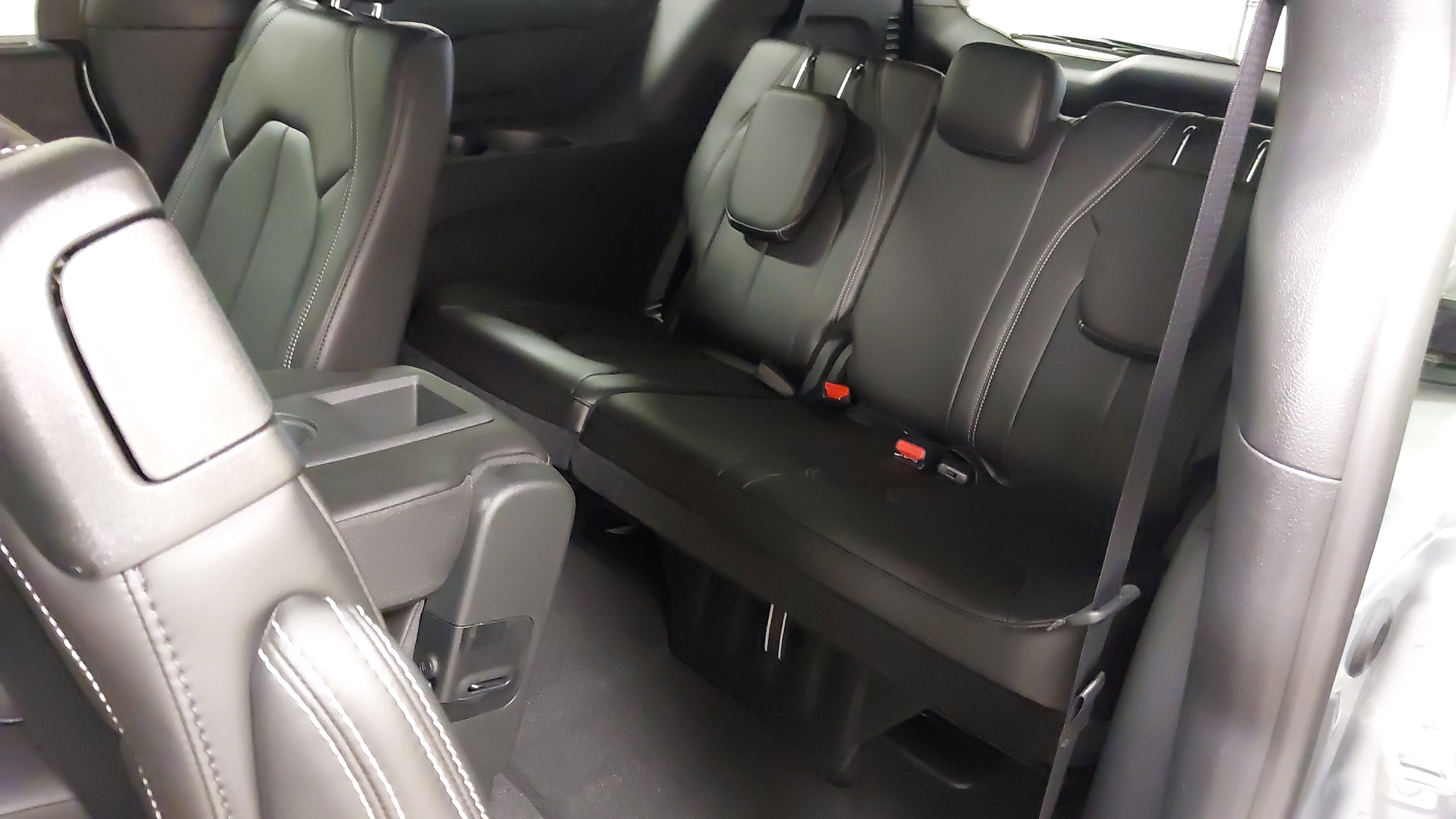 New 2026 Chrysler Pacifica Select image 39