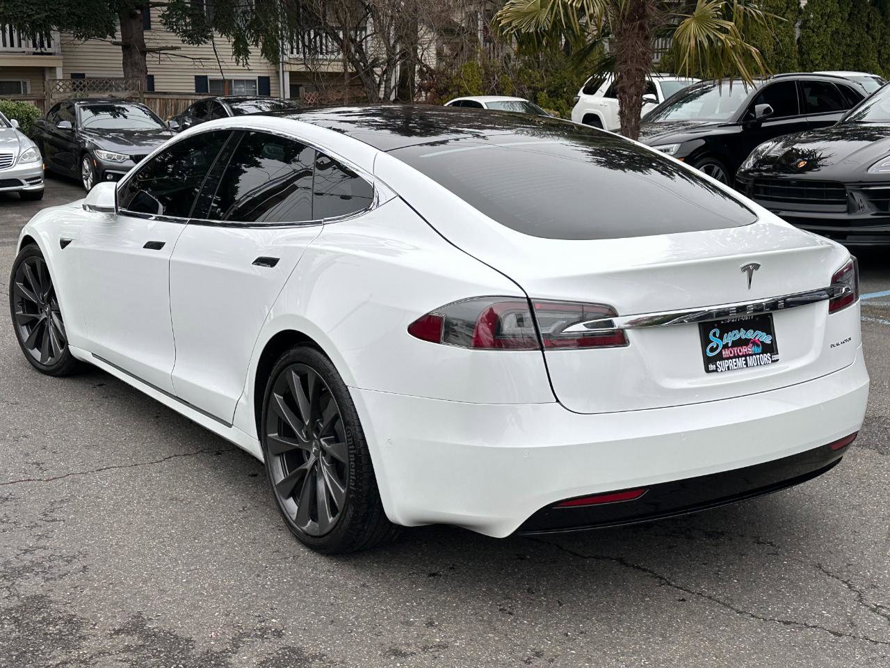 Used 2020 Tesla Model S Long Range Plus image 5