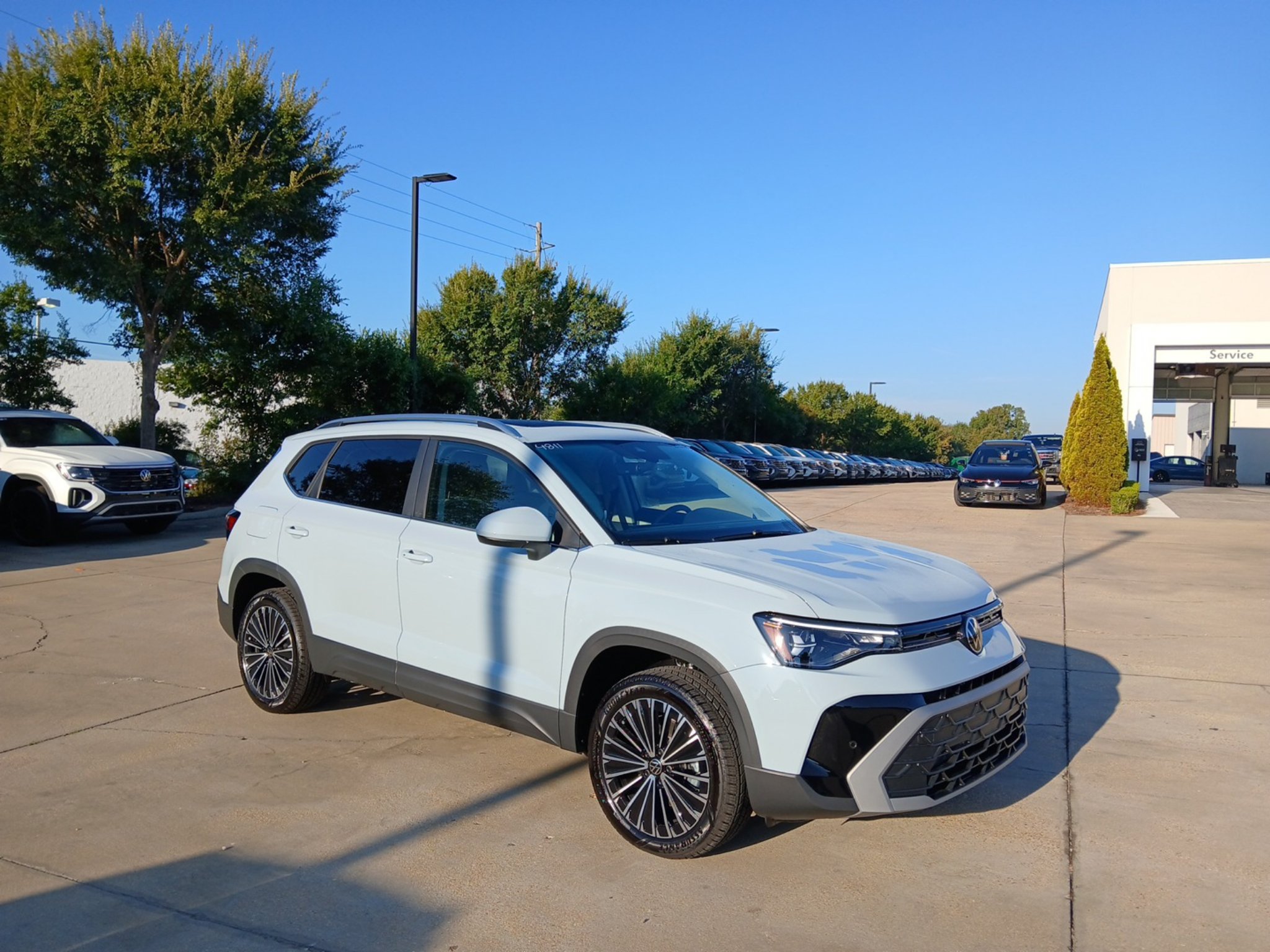 New 2027 Volkswagen Taos SE