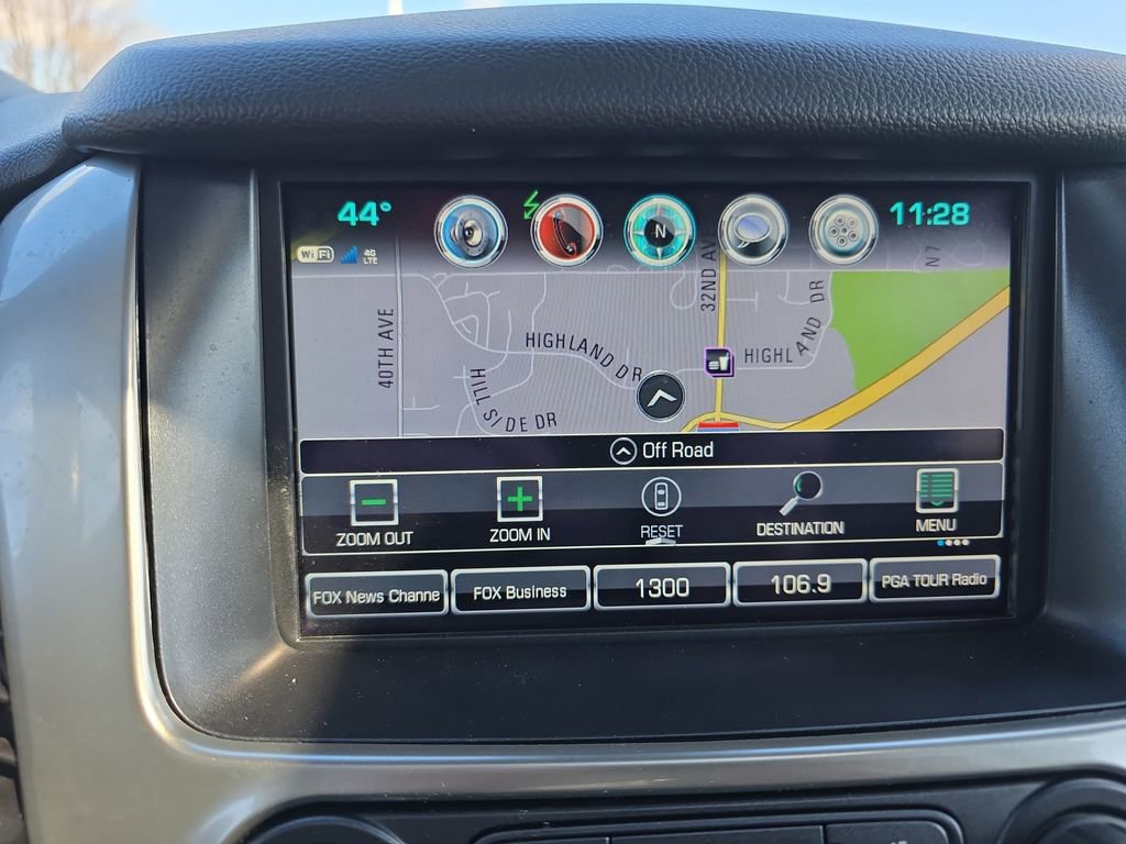 Used 2017 Chevrolet Suburban Premier image 26