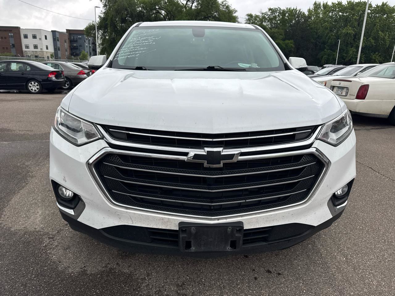 Used 2019 Chevrolet Traverse LT w/ LT Premium Package AWD/4WD image 2