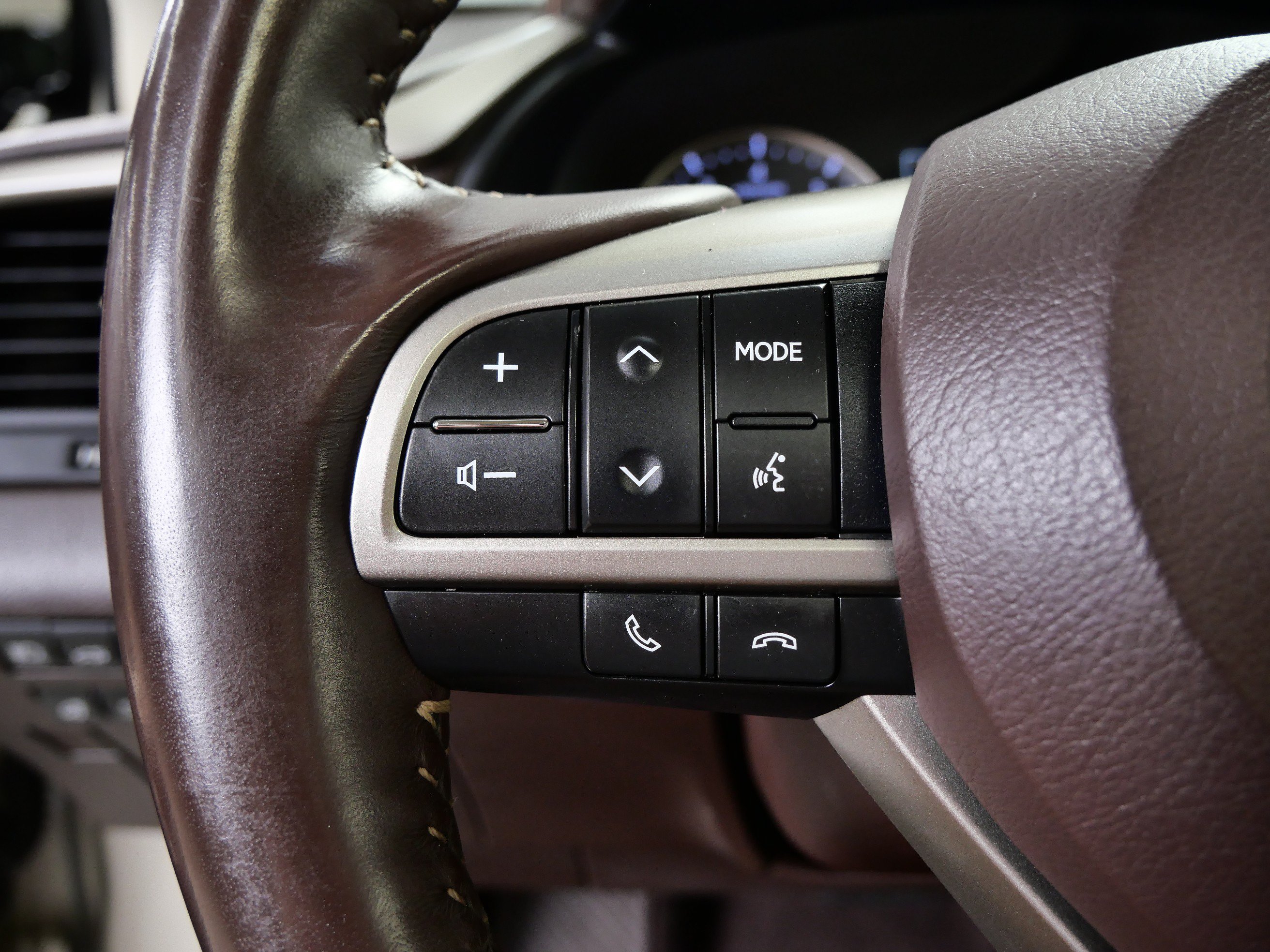 Used 2019 Lexus RX 350 AWD w/ Navigation Package image 23