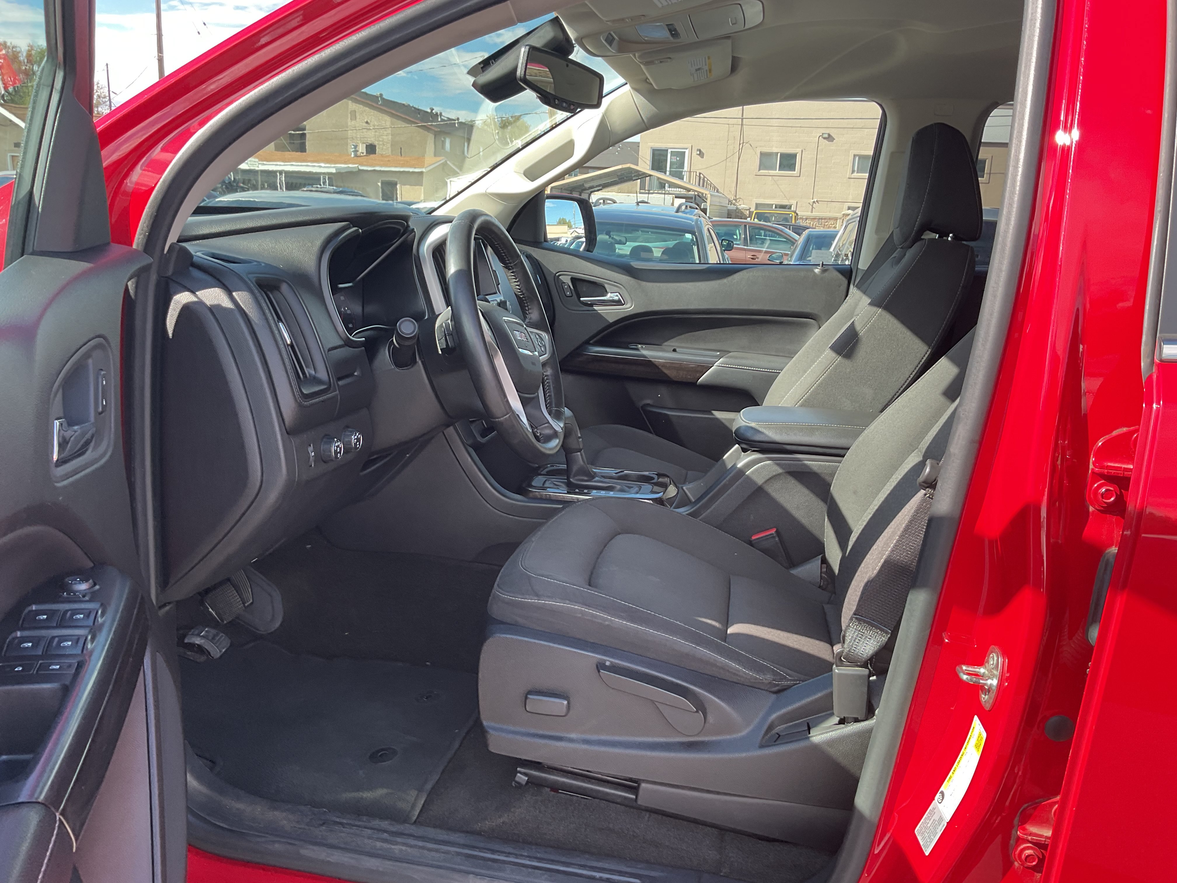 Used 2015 GMC Canyon SLE w/ SLE Convenience Package AWD/4WD image 12