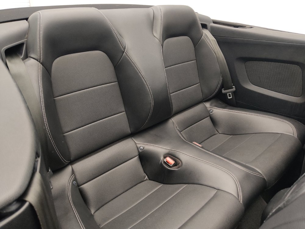 Used 2022 Ford Mustang Premium RWD image 19