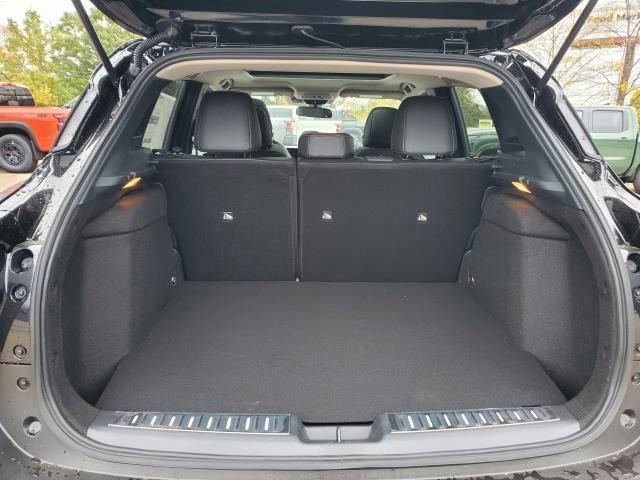 New 2026 Nissan Kicks SR w/ SR Premium Package image 18