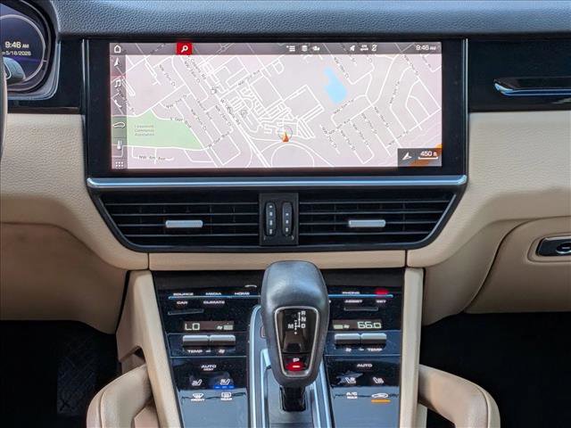 Used 2021 Porsche Cayenne Coupe AWD/4WD image 10