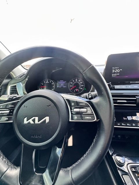 Used 2023 Kia Seltos Nightfall Edition image 18