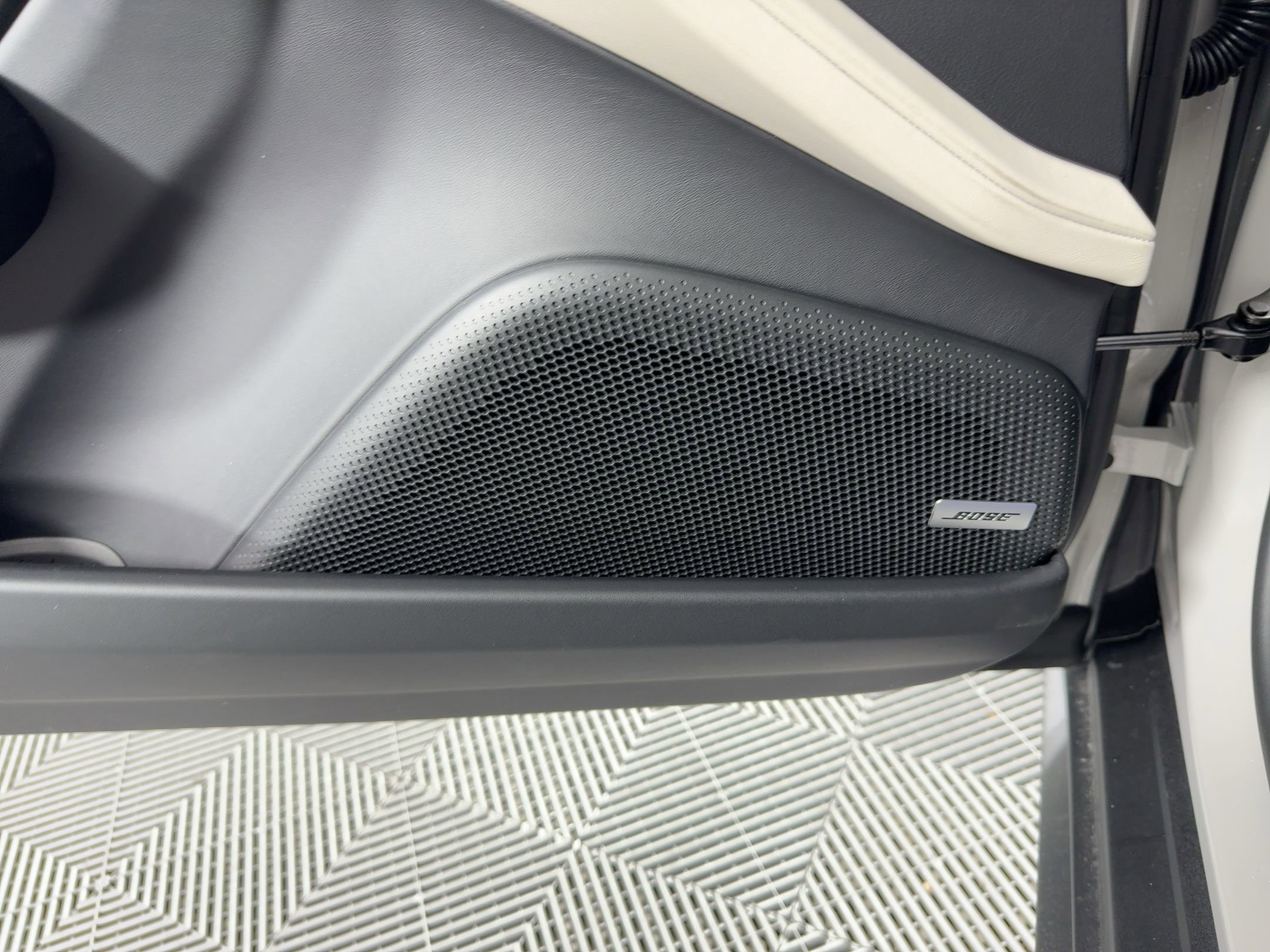 New 2026 Porsche Panamera image 21