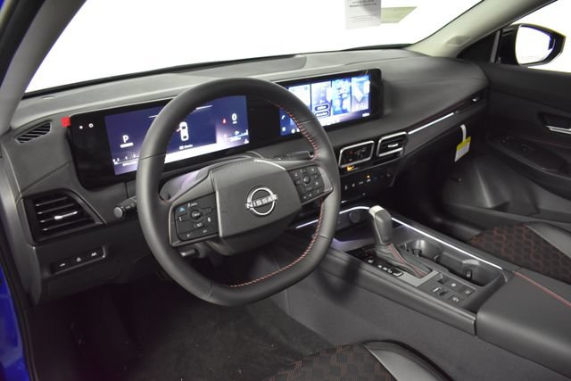 New 2026 Nissan Sentra SR w/ SR Premium Package FWD image 14