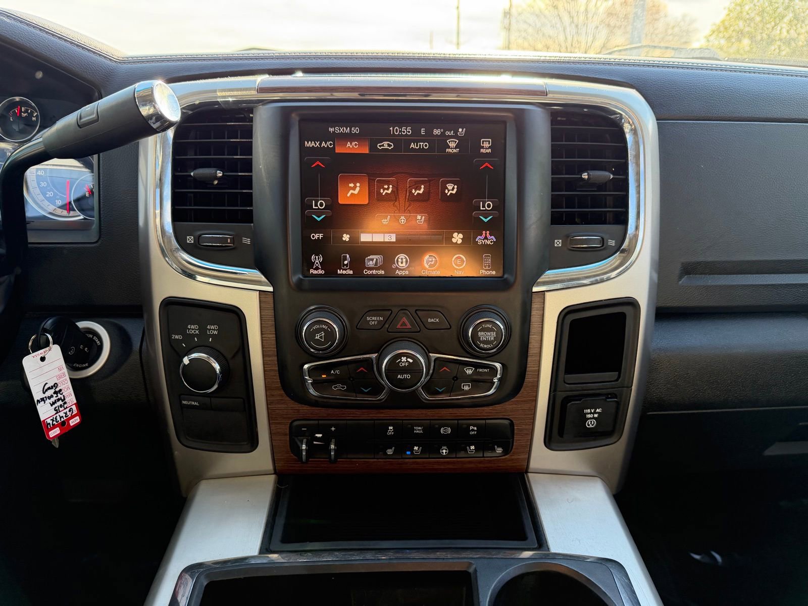 Used 2015 RAM 2500 Laramie w/ Protection Group image 15