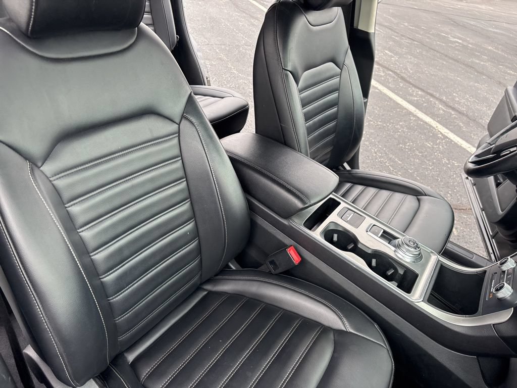 Used 2022 Ford Edge SEL w/ Convenience Package AWD/4WD image 28