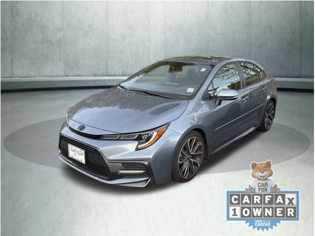 Used 2022 Toyota Corolla SE w/ SE Premium Package image 3
