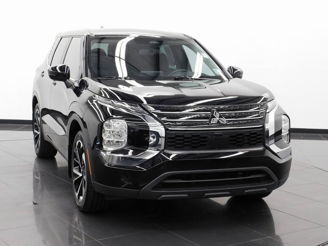 Used 2022 Mitsubishi Outlander ES
