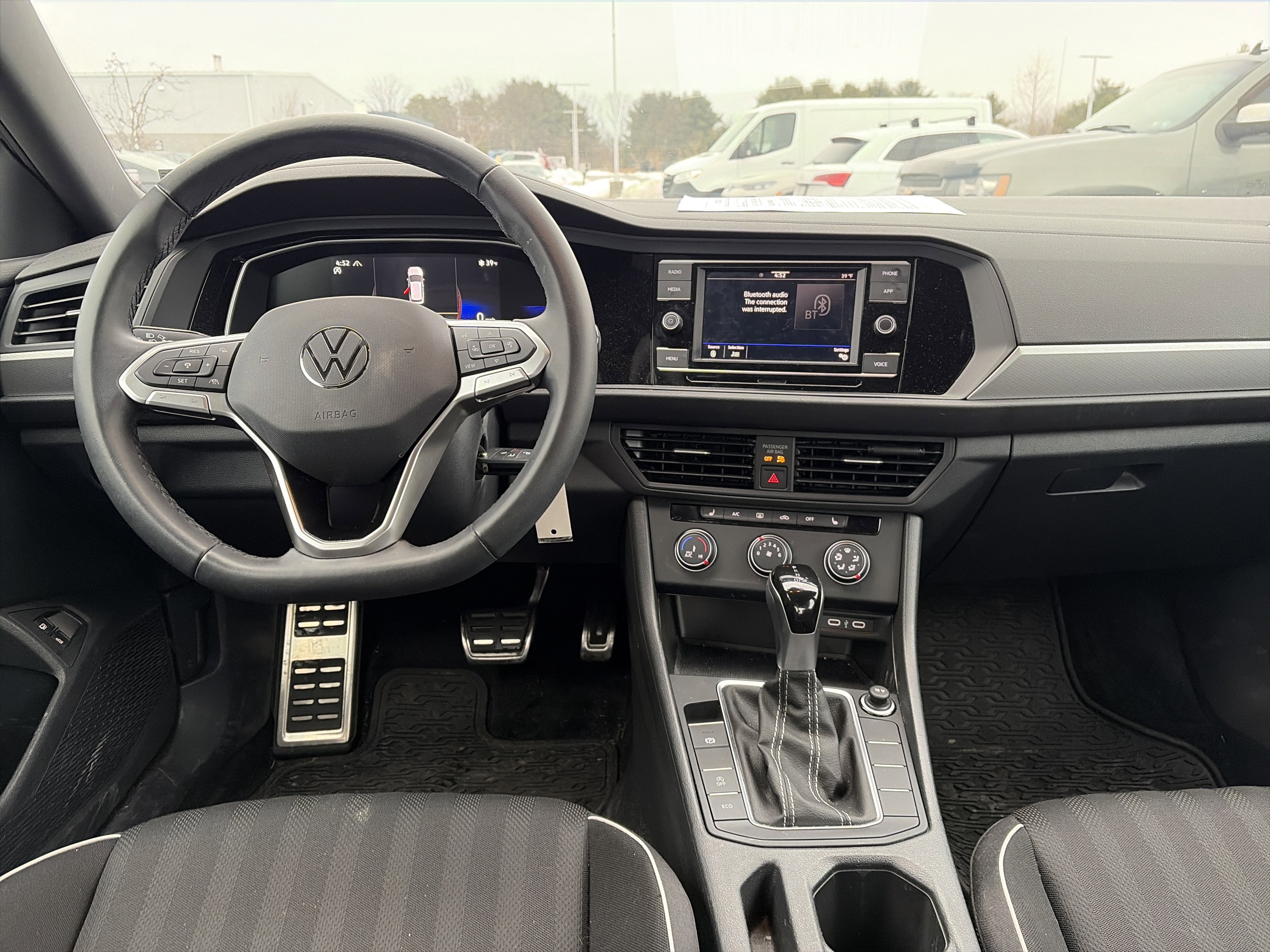 Used 2024 Volkswagen Jetta Sport image 13