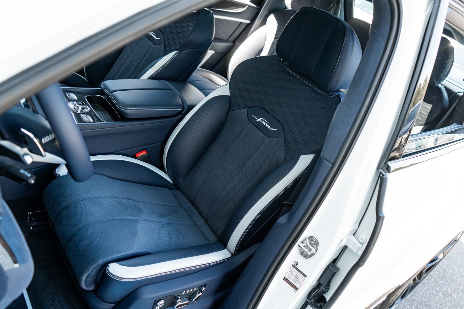 New 2026 Bentley Bentayga Speed AWD/4WD image 26