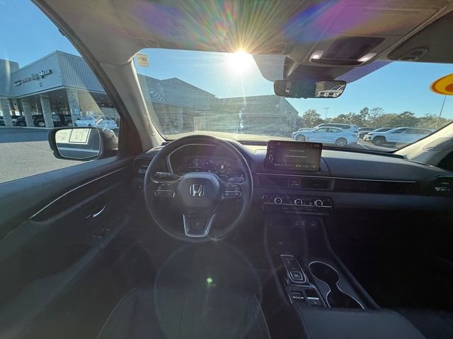 Used 2023 Honda Pilot Elite image 13