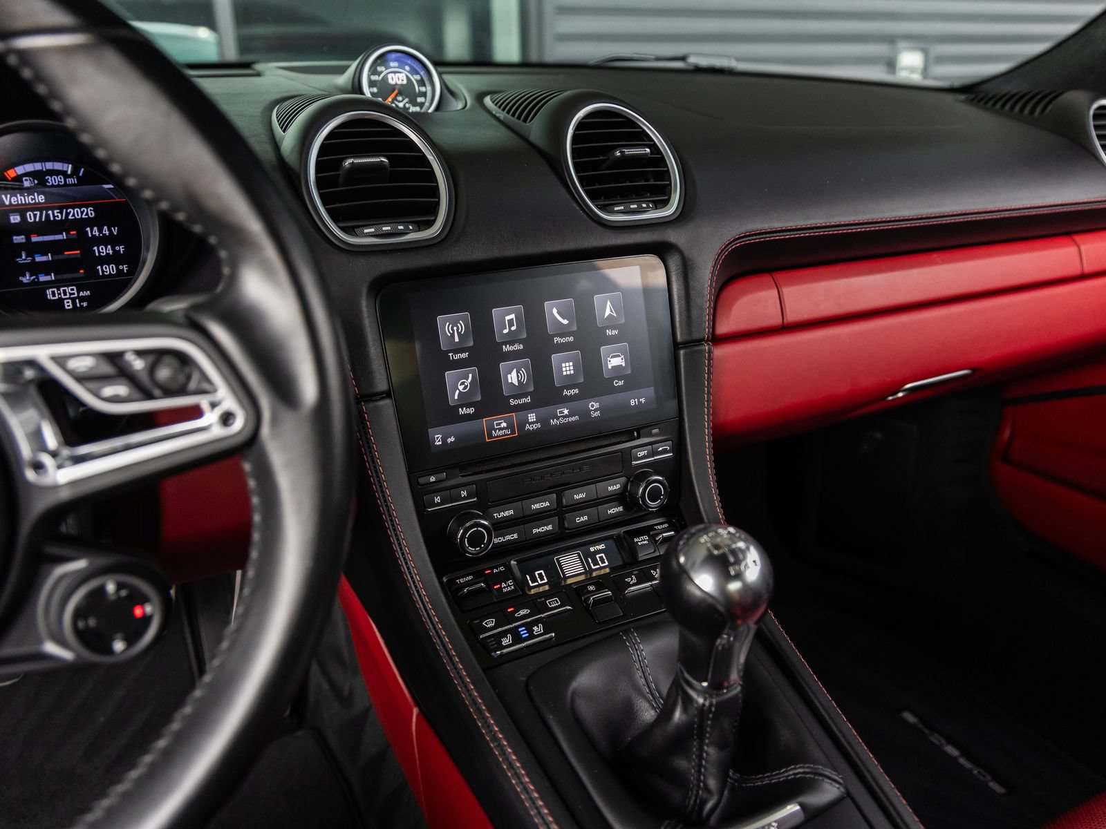 Certified 2018 Porsche 718 Cayman GTS RWD image 32