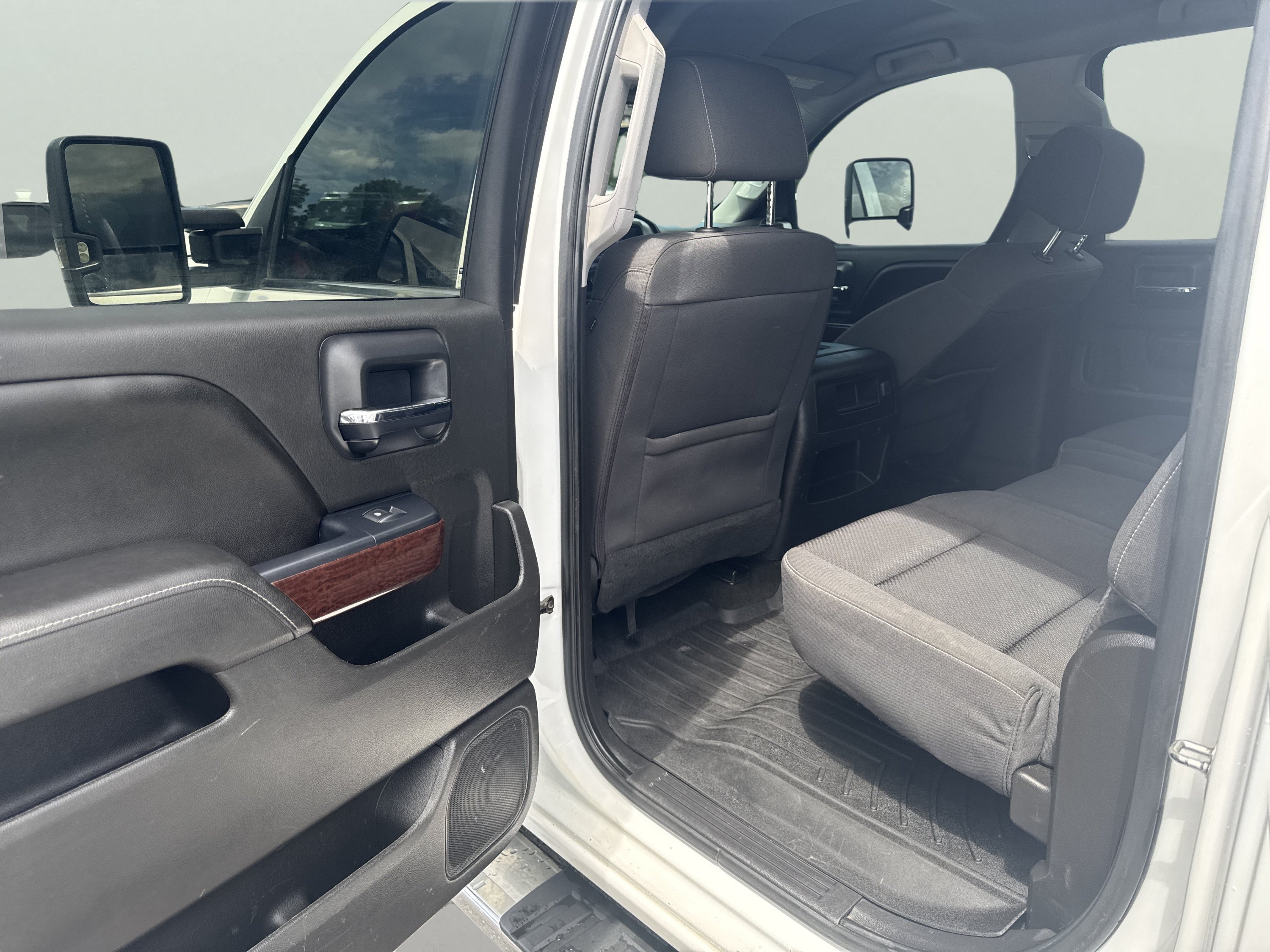 Used 2016 GMC Sierra 1500 SLE w/ Max Trailering Package AWD/4WD image 17