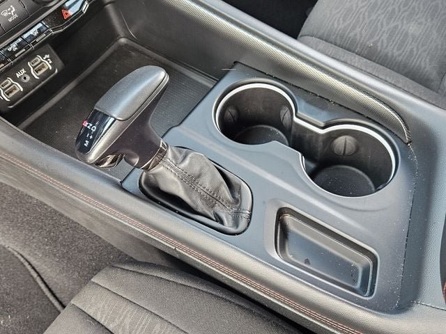Used 2025 Dodge Durango GT RWD image 22