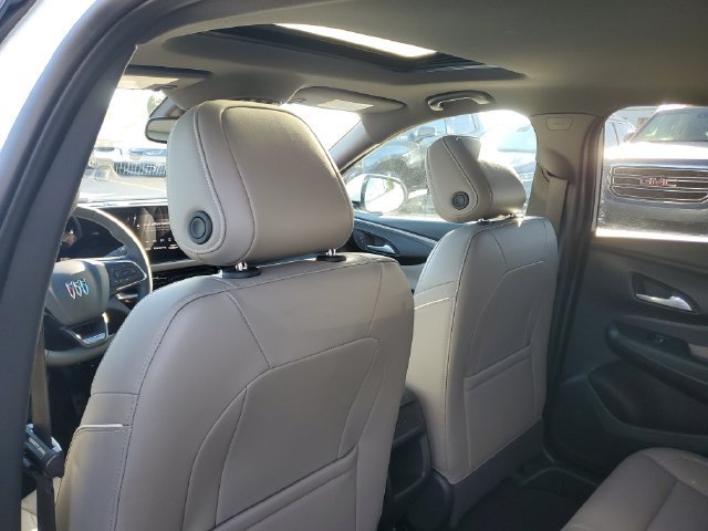 Certified 2024 Buick Envista Avenir FWD image 10