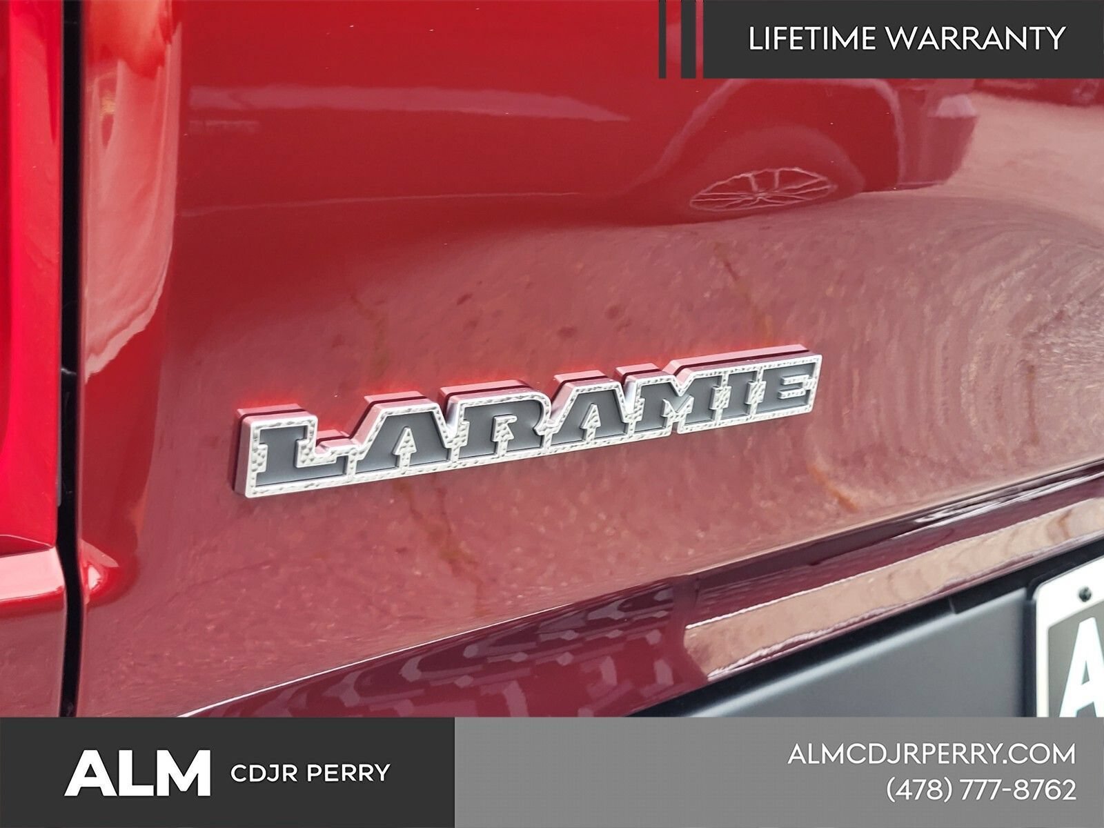 New 2026 RAM 1500 Laramie AWD/4WD image 12
