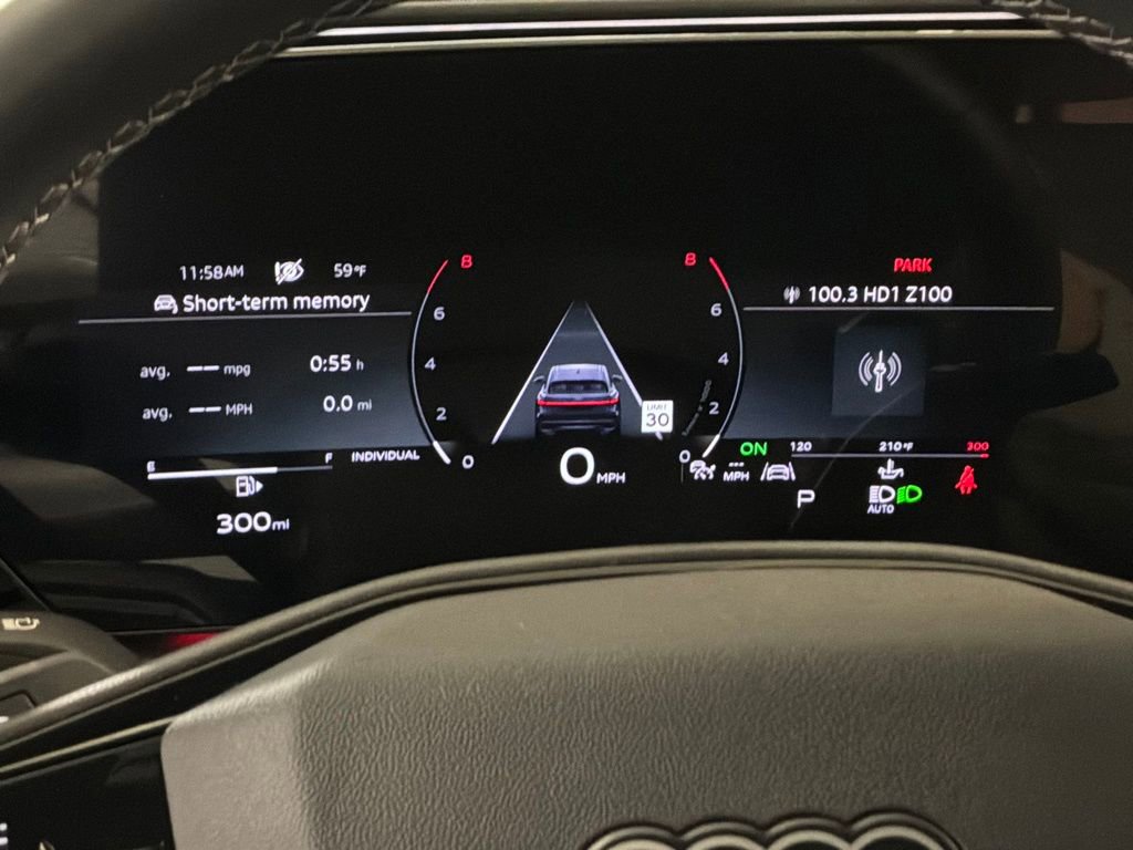 Certified 2025 Audi Q5 Premium w/ Convenience Package image 15