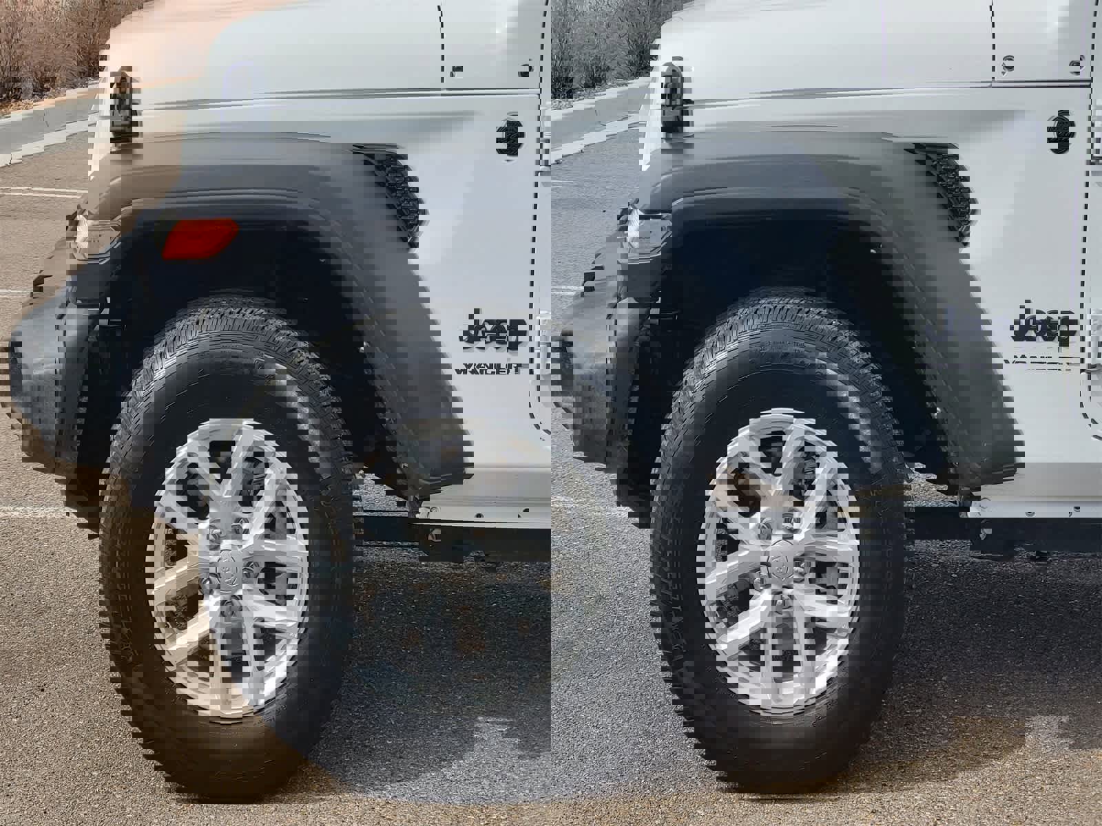 Used 2023 Jeep Wrangler Sport S image 8