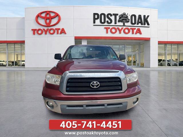 Used 2008 Toyota Tundra 4x4 CrewMax image 3