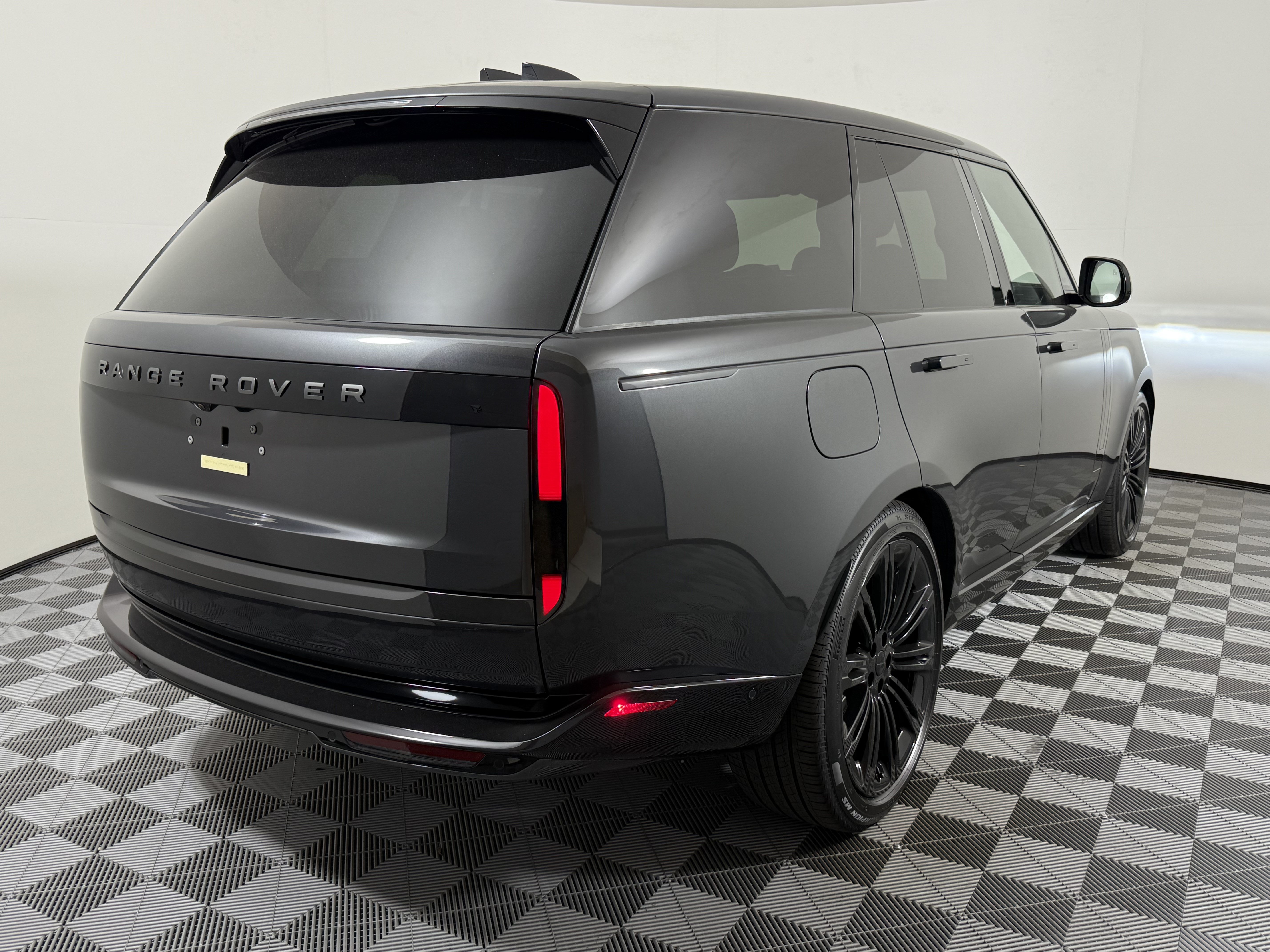 New 2026 Land Rover Range Rover SE AWD/4WD image 7