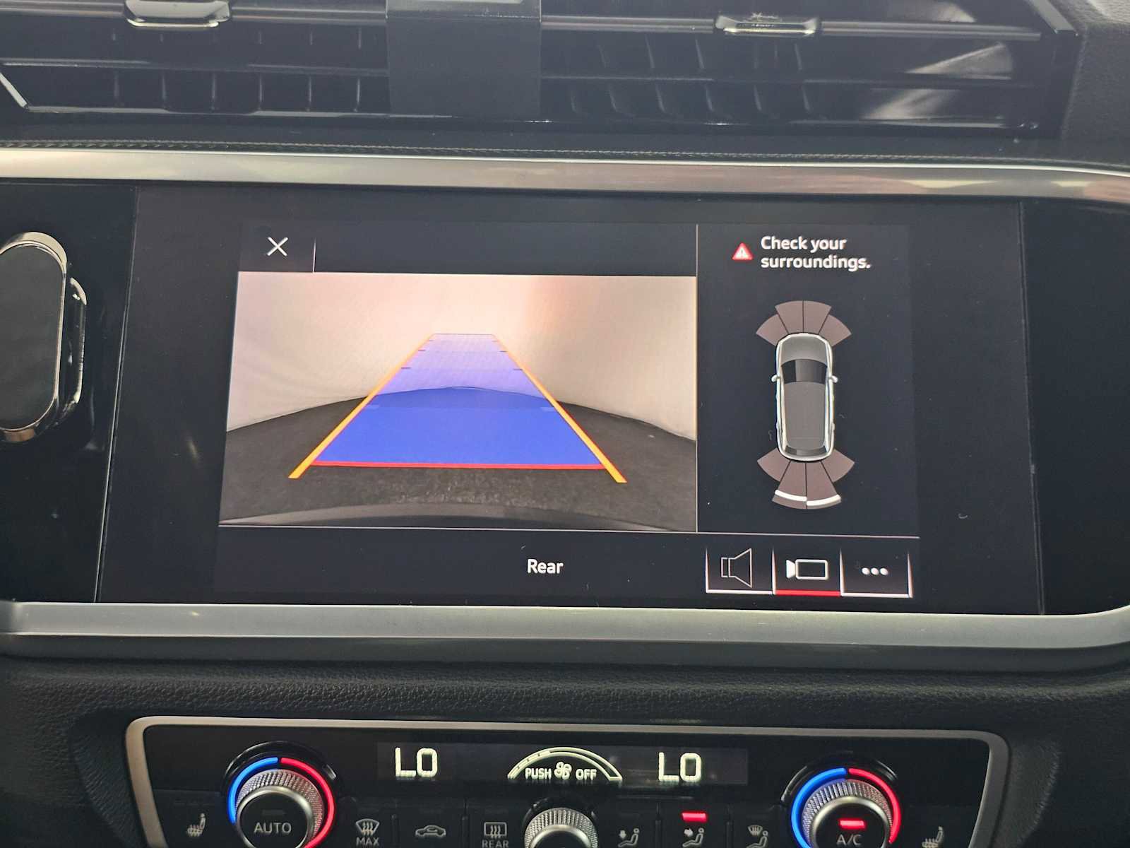 Used 2021 Audi Q3 2.0T Premium w/ Convenience Package AWD/4WD image 27