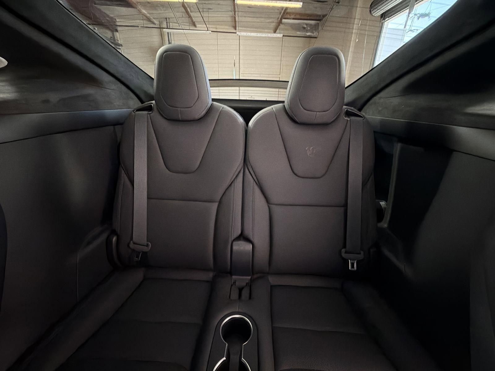 Used 2022 Tesla Model X Plaid image 29