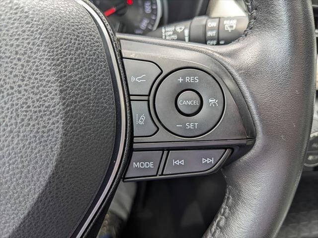 Used 2019 Toyota RAV4 XLE Premium w/ Cold Weather Package AWD/4WD image 27