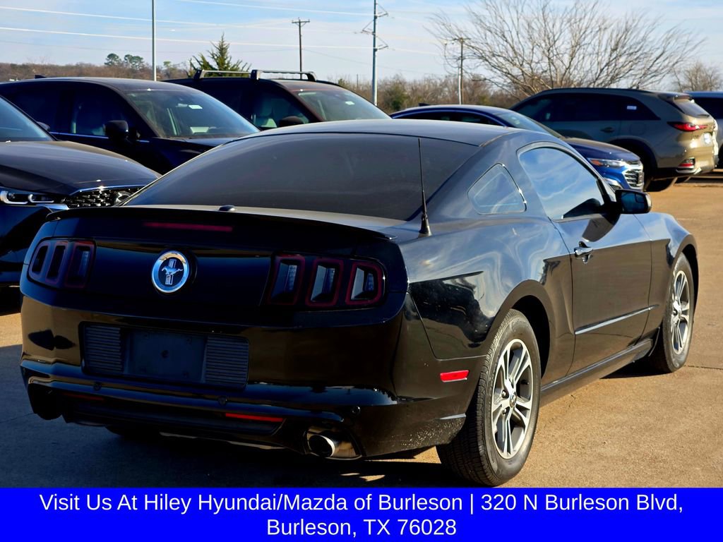 Used 2014 Ford Mustang Premium image 4