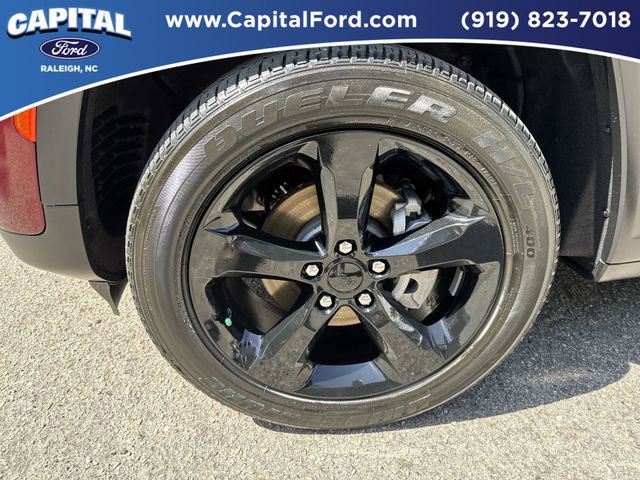 Used 2024 Jeep Grand Cherokee Altitude image 12