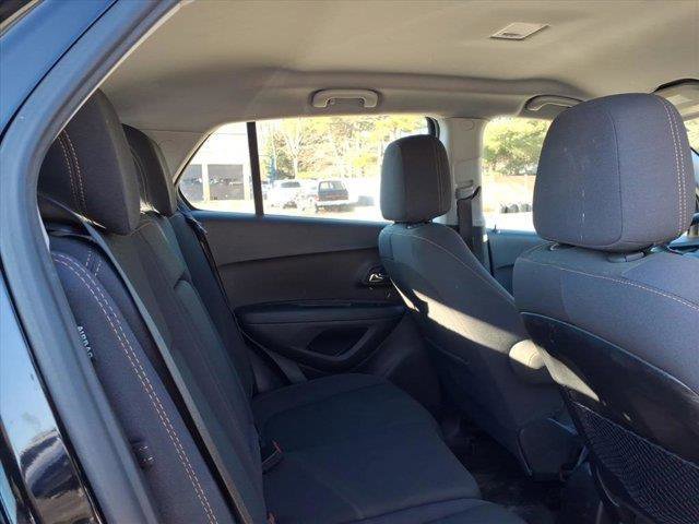 Used 2018 Chevrolet Trax LS FWD image 25