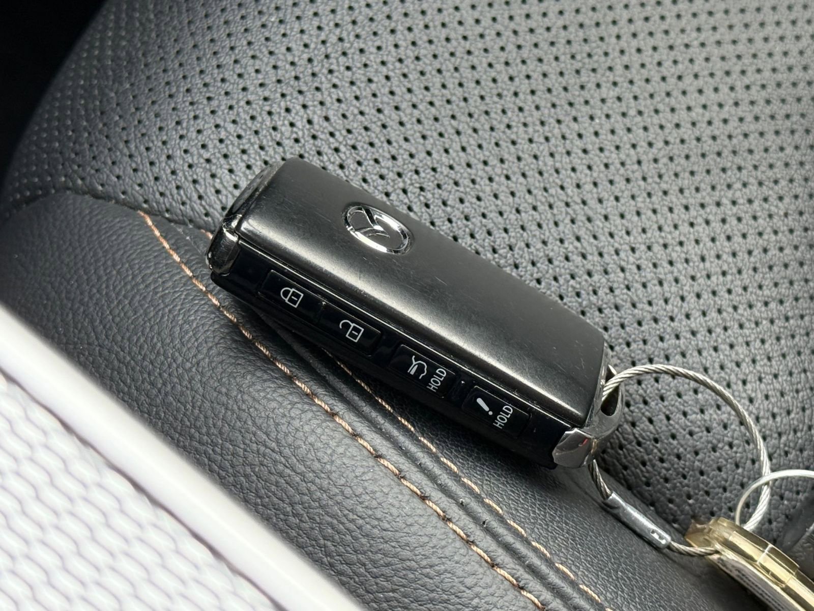 Used 2025 MAZDA CX-70 3.3 Turbo w/ Preferred Package image 22