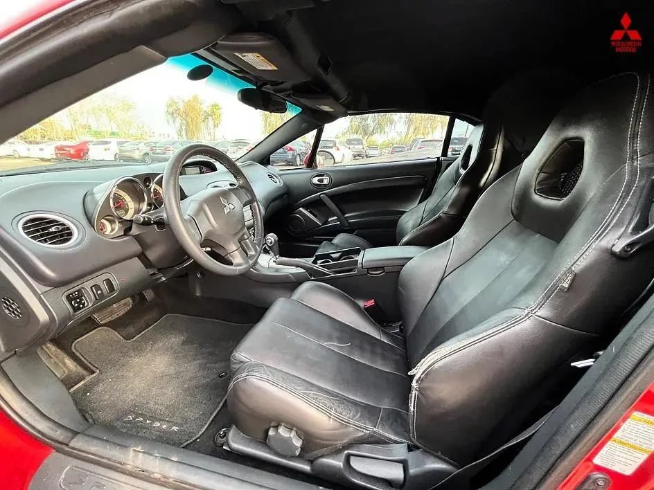 Used 2007 Mitsubishi Eclipse GS FWD image 11