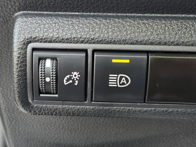 Used 2024 Toyota Corolla LE FWD image 19