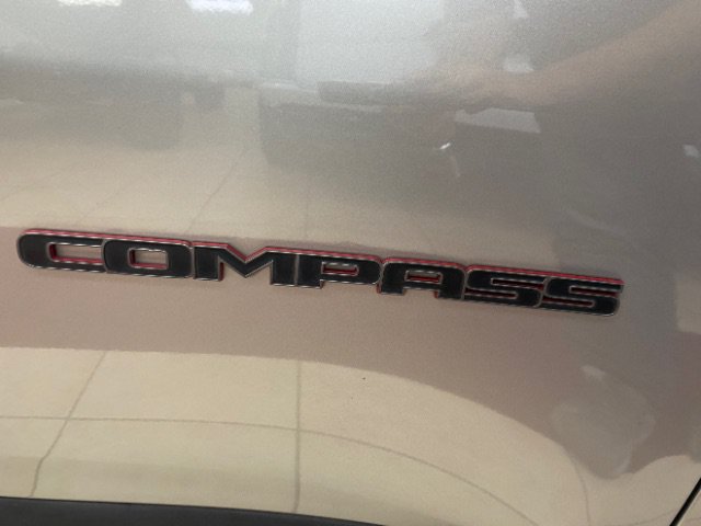 Used 2021 Jeep Compass Trailhawk AWD/4WD image 29